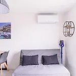 Hyeres Logement Renove A Proximite Des Plages