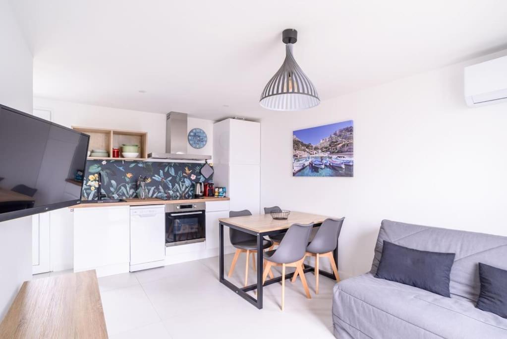 Appartement Logement Renove A Proximite Des Plages Hyères